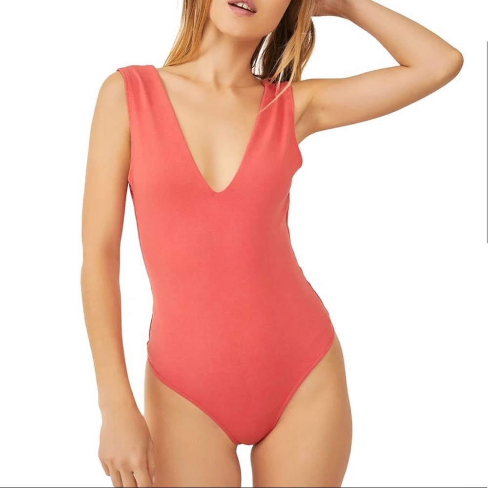 Free people intimately keep it sleek bodysuit women’s small s pink pointsetta - Picture 4 of 5
